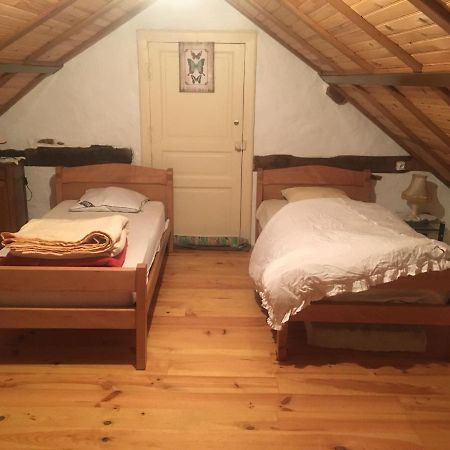 Gite A La Campagne Quins Экстерьер фото
